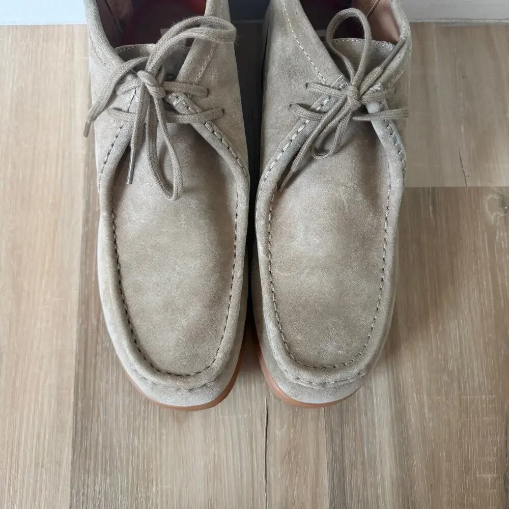 Men’s Hush Puppies Bridgeport Taupe Suede Chukka Boot Size 13 Wide